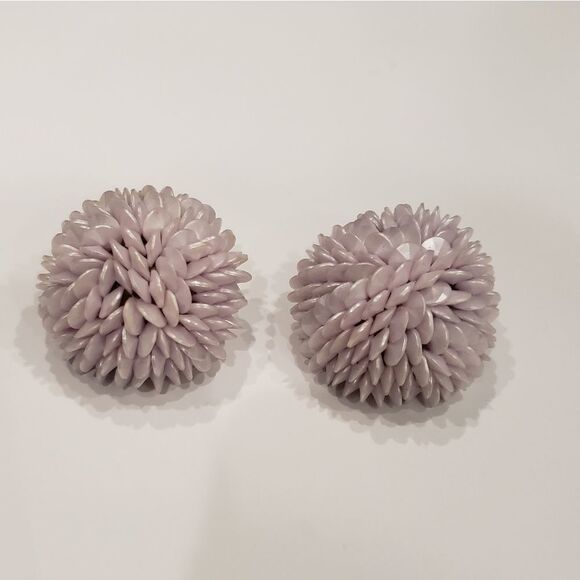 Vintage Cluster Clip On Style Earrings - Picture 1 of 13